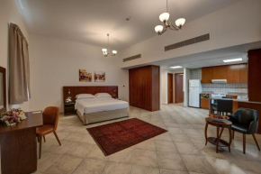 J5 Studio Holiday Homes Uptown Motor City